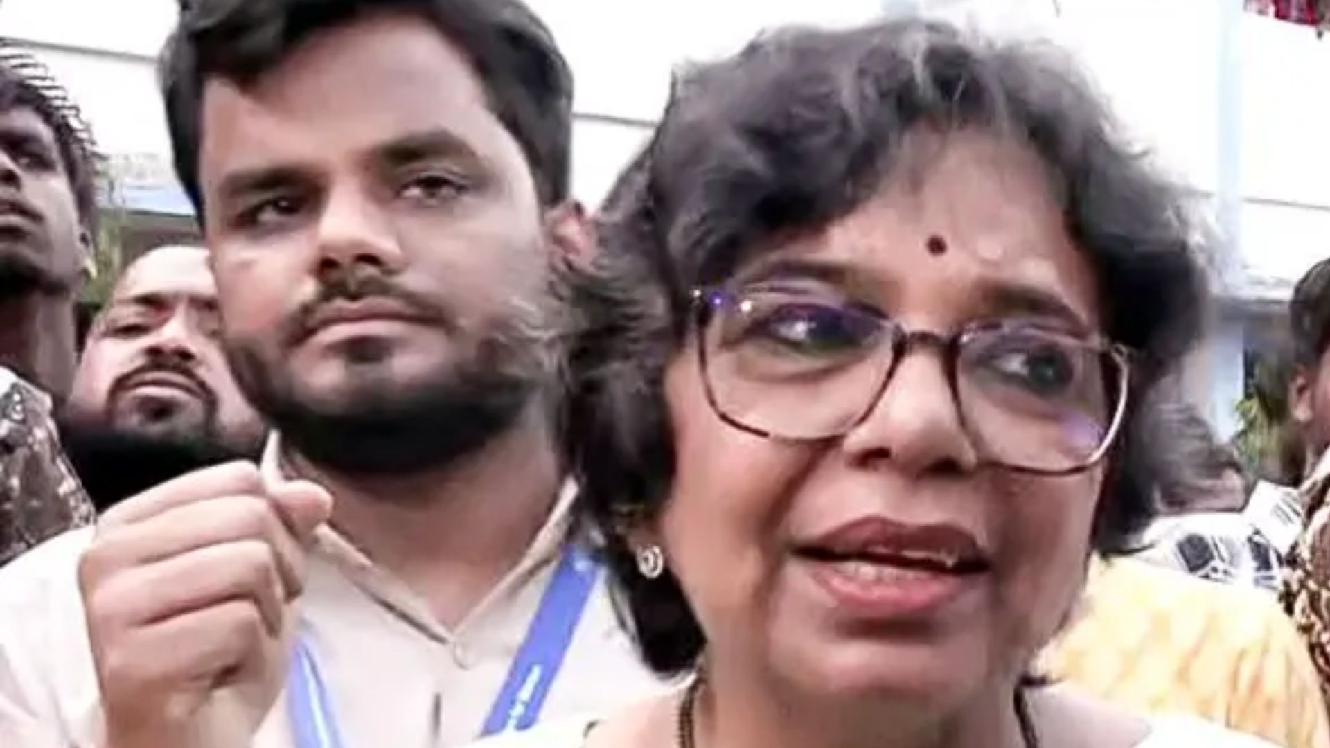 मुर्शिदाबाद हिंसा पर महिला आयोग अध्यक्ष का भावुक बयान: “वो मंजर जीवन भर नहीं भूलूंगी”